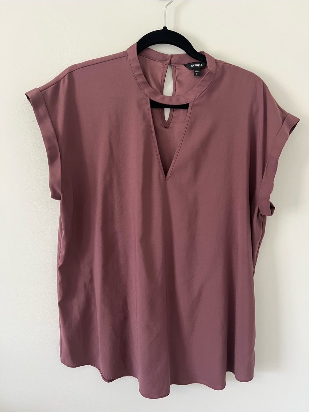 Express Dusty Rose Keyhole Cap Sleeve Blouse